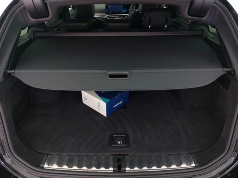 Used BMW 3 Series 2024 for sale - 78033416: Photo 8