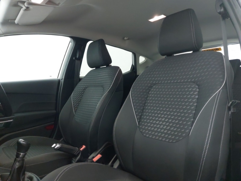 Used Ford Fiesta 2017 for sale - 76331961: Photo 12
