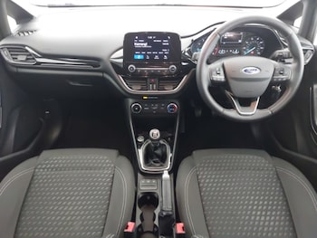 Used Ford Fiesta 2017 for sale - 76331961: Photo