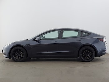 Used Tesla Model 3 2021 for sale - 75599741: Photo
