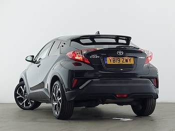Used Toyota C-HR 2019 for sale - 76309196: Photo