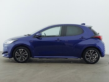 Used Toyota Yaris 2023 for sale - 78624911: Photo