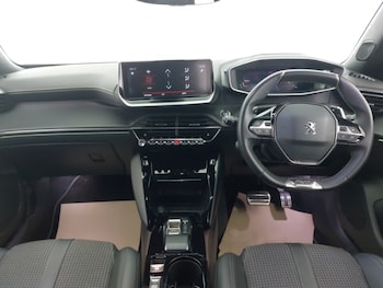 Used Peugeot 2008 2023 for sale - 75409050: Photo