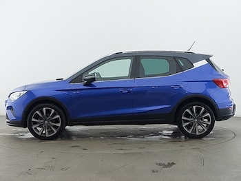 Used SEAT Arona 2024 for sale - 76335852: Photo