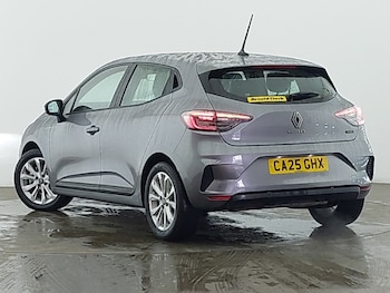 Used Renault Clio 2025 for sale - 78865879: Photo