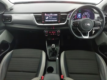 Used Kia Stonic 2019 for sale - 75909987: Photo