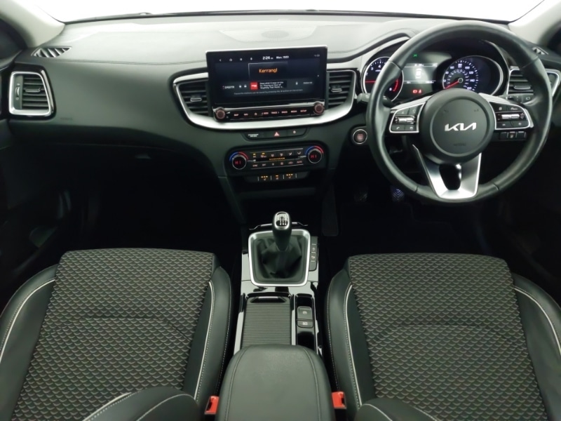 Used Kia XCeed 2022 for sale - 77265104: Photo 2