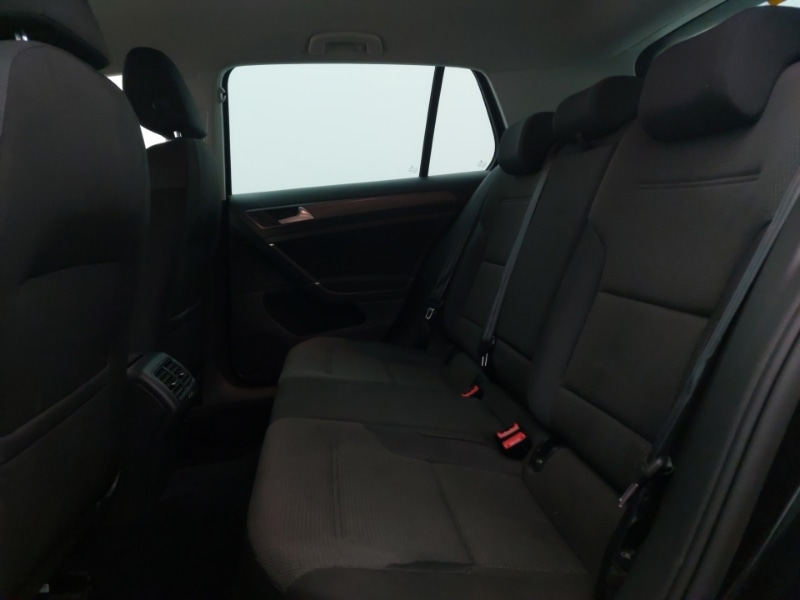Used Volkswagen Golf 2019 for sale - 76614045: Photo 6