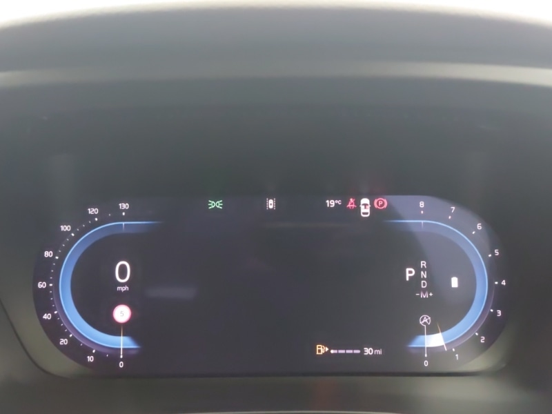 Used Volvo XC40 2024 for sale - 77126566: Photo 10