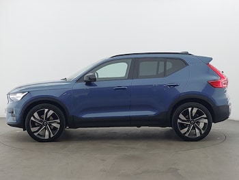 Used Volvo XC40 2024 for sale - 77126566: Photo