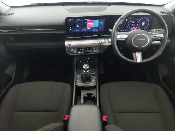 Used Hyundai KONA 2024 for sale - 74631047: Photo 2