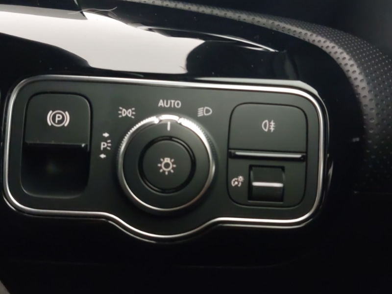 Used Mercedes-Benz A-Class 2018 for sale - 76834398: Photo 13