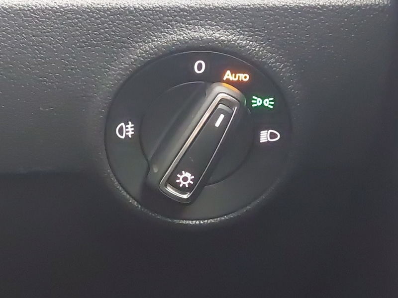 Used Volkswagen T-Roc 2025 for sale - 77047383: Photo 13