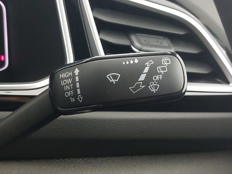 Used Volkswagen T-Roc 2025 for sale - 77047383: Photo 14