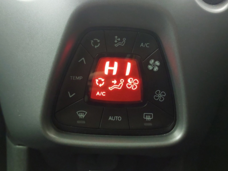 Used Toyota AYGO 2019 for sale - 76763980: Photo 15