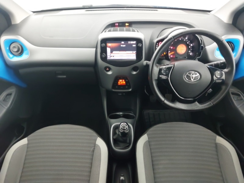 Used Toyota AYGO 2019 for sale - 76763980: Photo 2