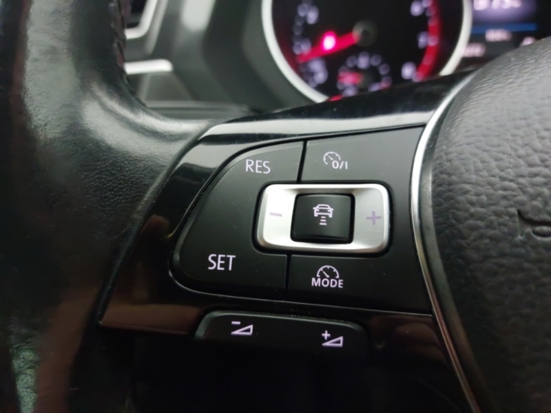 Used Volkswagen Tiguan 2018 for sale - 77141773: Photo 18