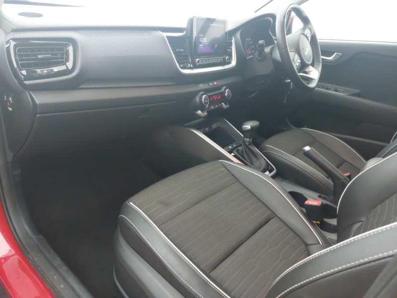 Used Kia Stonic 2023 for sale - 76696145: Photo 5