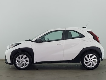 Used Toyota Aygo X 2023 for sale - 79356304: Photo