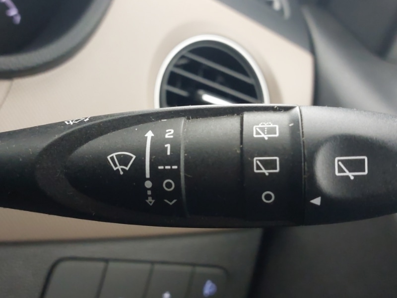 Used Hyundai i10 2014 for sale - 77644832: Photo 17