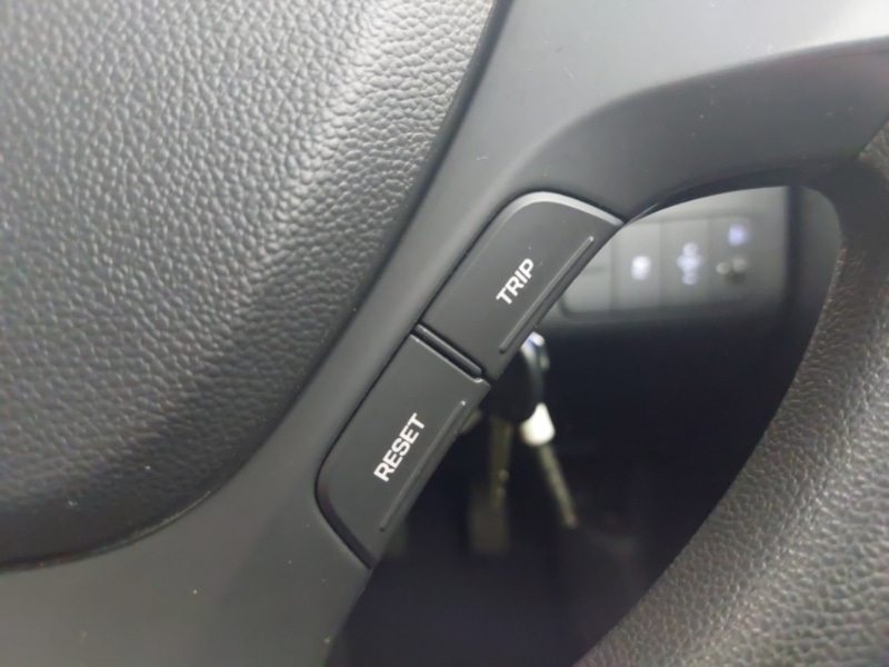 Used Hyundai i10 2014 for sale - 77644832: Photo 18