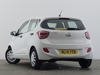 Used Hyundai i10 2014 for sale - 77644832: Photo