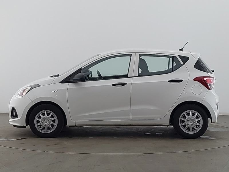 Used Hyundai i10 2014 for sale - 77644832: Photo 4