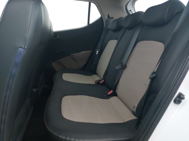 Used Hyundai i10 2014 for sale - 77644832: Photo 6