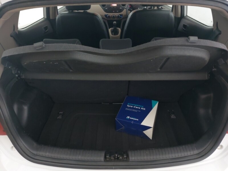 Used Hyundai i10 2014 for sale - 77644832: Photo 8