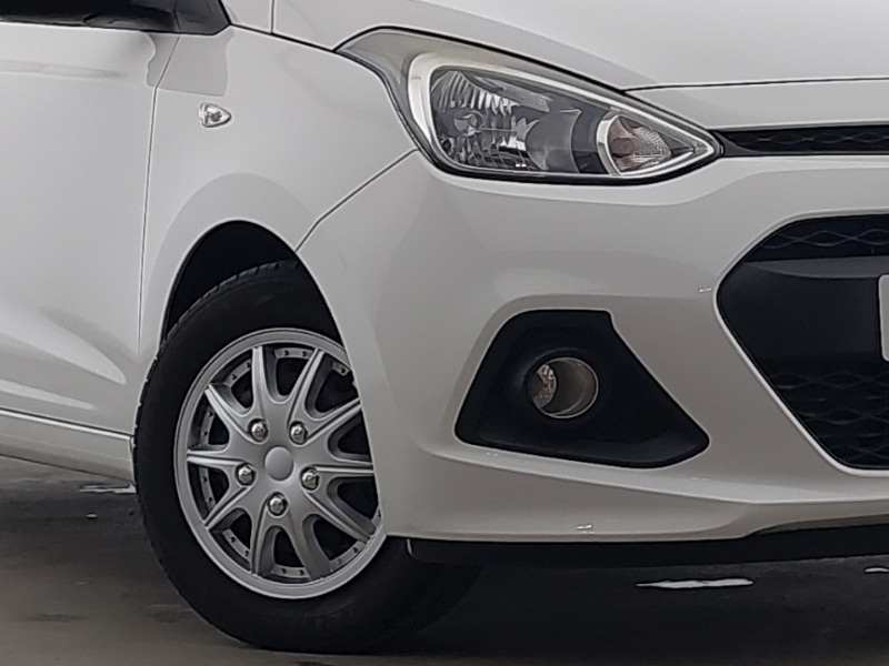 Used Hyundai i10 2014 for sale - 77644832: Photo 9