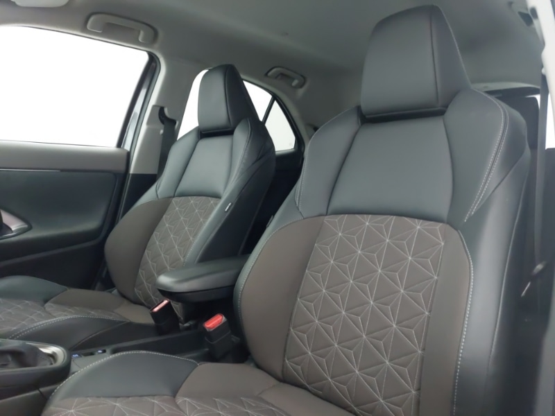 Used Toyota Yaris Cross 2022 for sale - 76282270: Photo 12