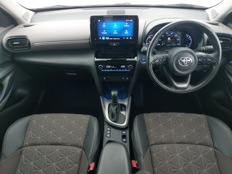 Used Toyota Yaris Cross 2022 for sale - 76282270: Photo 2