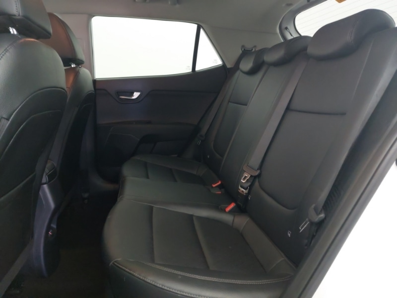 Used Kia Stonic 2024 for sale - 78112910: Photo 6