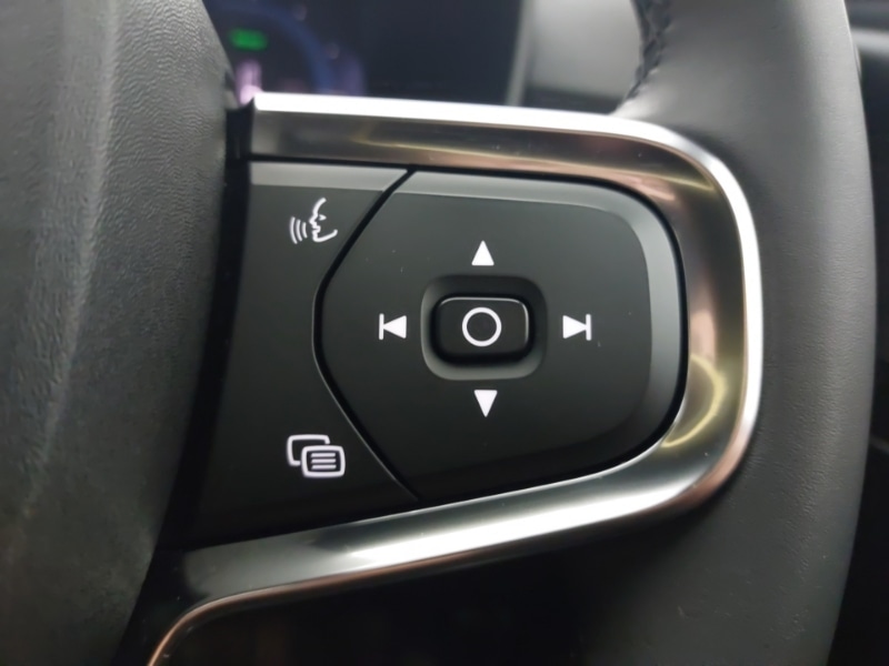 Used Volvo XC40 2023 for sale - 78203242: Photo 19