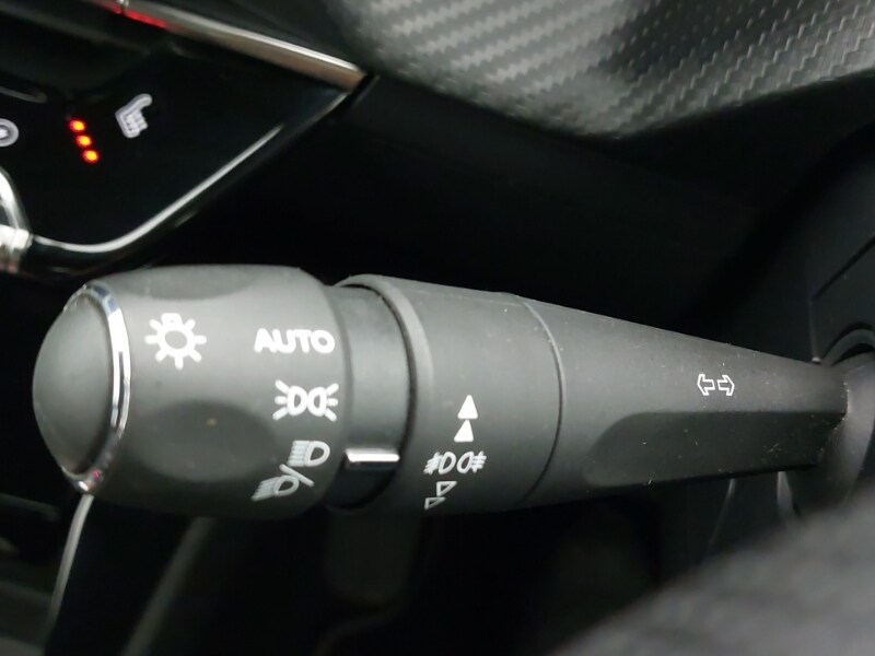 Used Peugeot 2008 2022 for sale - 77999860: Photo 14