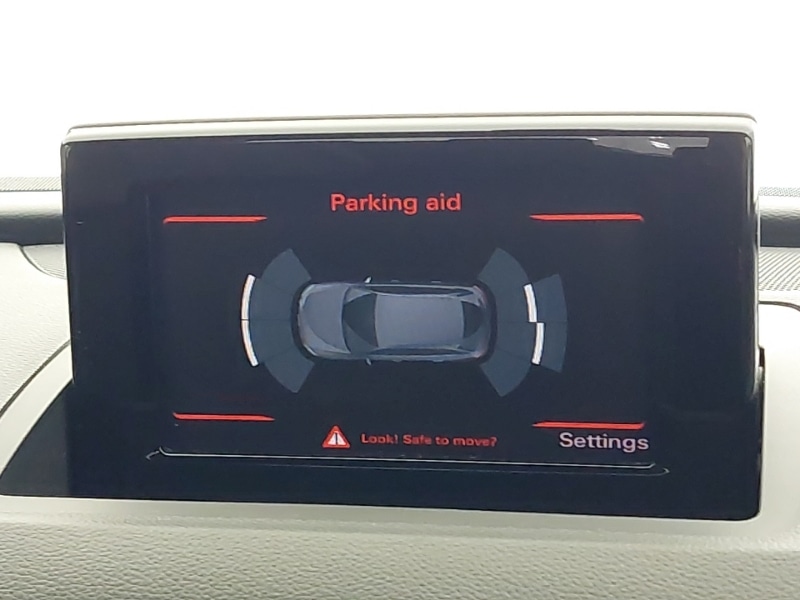 Used Audi Q3 2018 for sale - 77252214: Photo 11