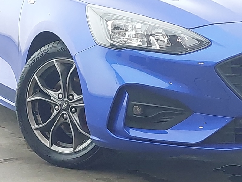 Used Ford Focus 2021 for sale - 77047416: Photo 9