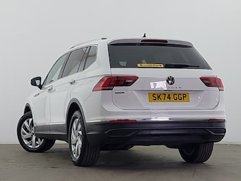 Used Volkswagen Tiguan Allspace 2024 for sale - 78467631: Photo