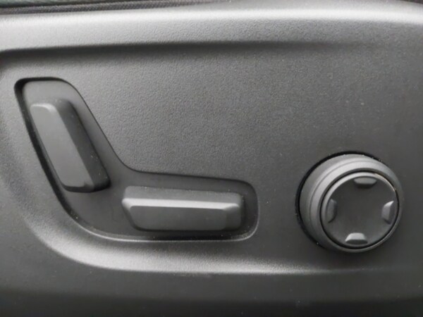 Used Volvo XC40 2024 for sale - 75725724: Photo 19