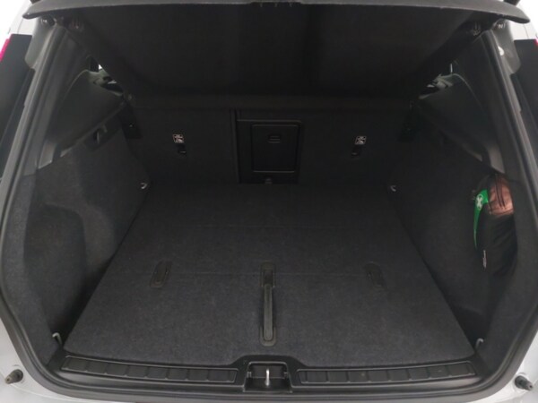 Used Volvo XC40 2024 for sale - 75725724: Photo 8