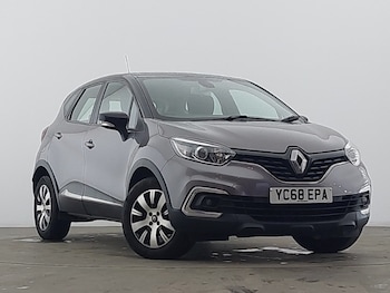 Used Renault Captur 2018 for sale - 77338105: Photo