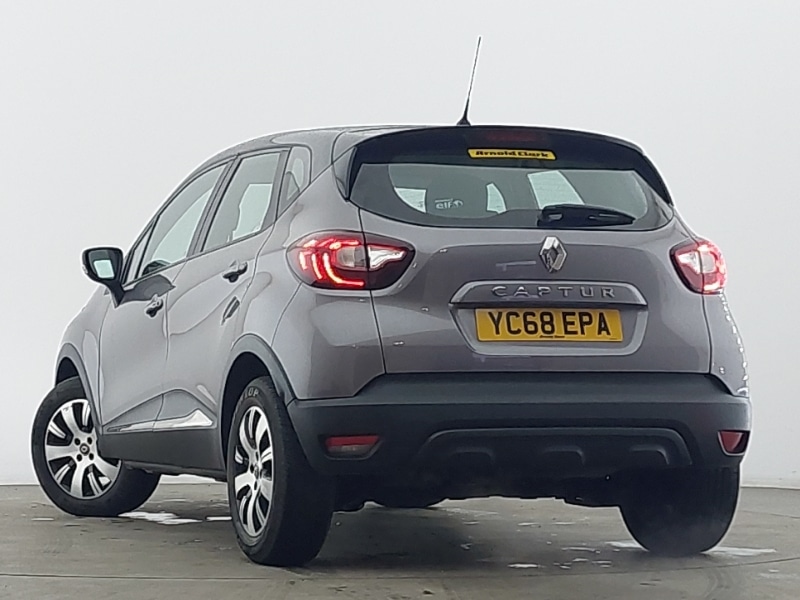 Used Renault Captur 2018 for sale - 77338105: Photo 3