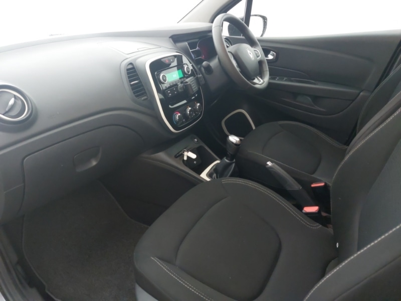 Used Renault Captur 2018 for sale - 77338105: Photo 5