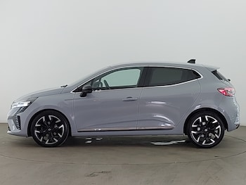Used Renault Clio 2024 for sale - 78940841: Photo