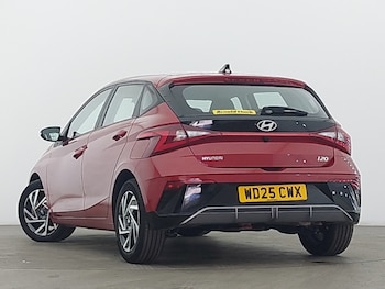 Hyundai i20 feature image 3