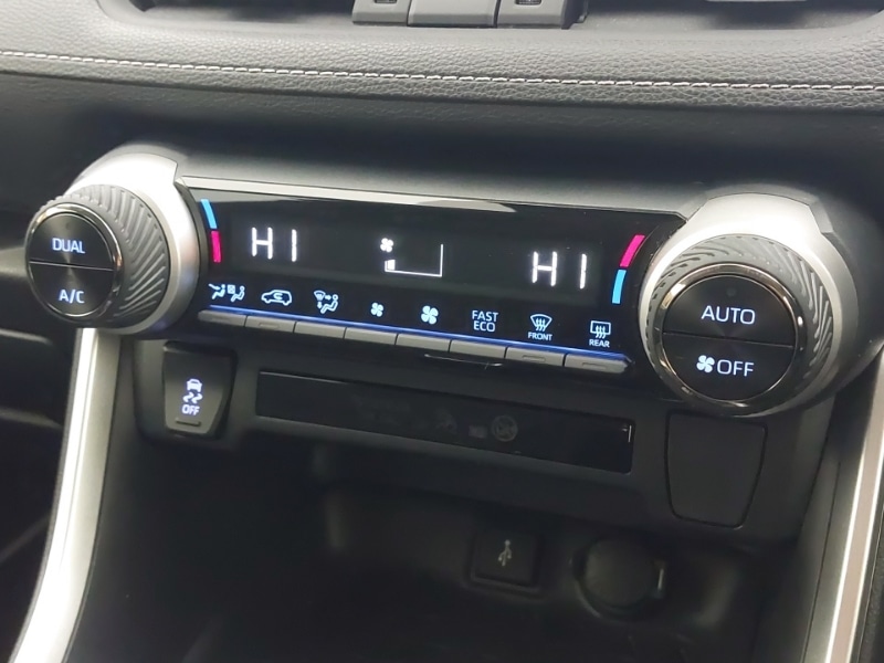 Used Toyota RAV4 2022 for sale - 77004857: Photo 16