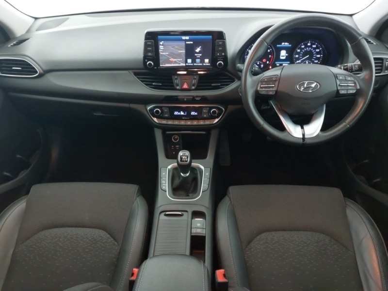 Used Hyundai i30 2018 for sale - 78225195: Photo 2
