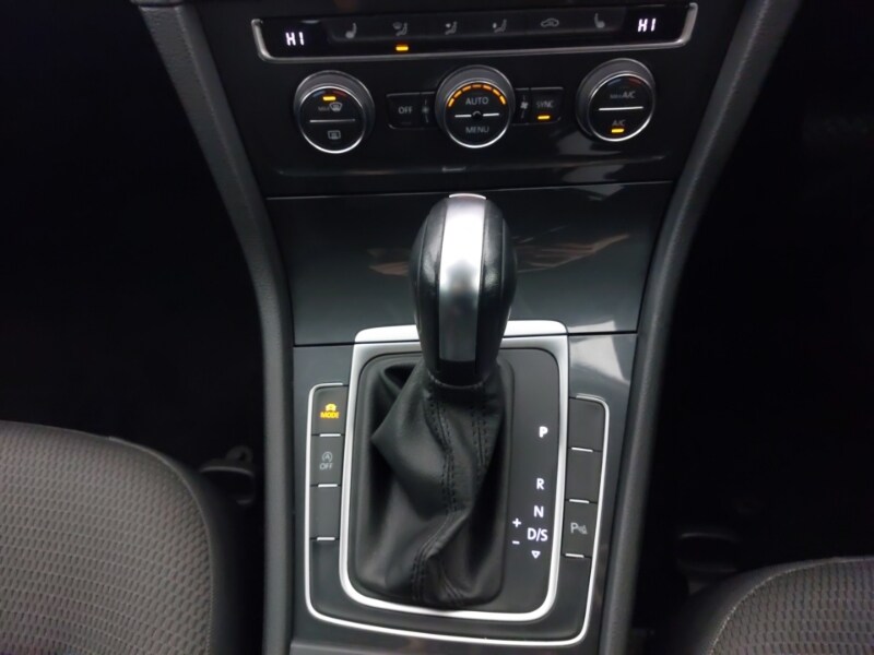 Used Volkswagen Golf 2020 for sale - 76816191: Photo 19