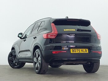 Used Volvo XC40 2025 for sale - 78489957: Photo