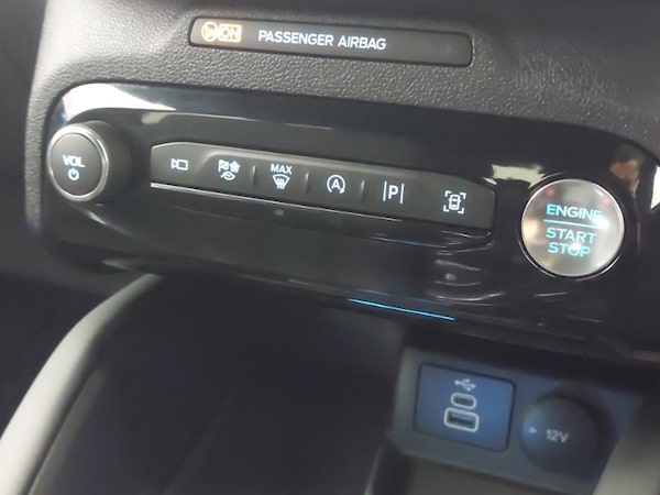 Used Ford Kuga 2025 for sale - 76134869: Photo 16